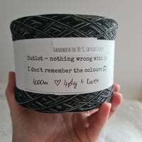Outlet 1000m 4ply + lurex