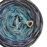 Mosaicake 6 ply medium grey, light grey, stone,
dragonfly, caribbean blue, lapis, anthracite,
nymph, light petrol, midnight blue, petrol,
capri, seablue, indigo, black