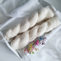 Luxurious undyed kid silk lace weight yarn, 72% kid mohair 28% silk, 420m/50g, 1/8.4 NM