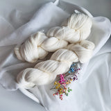 Luxurious undyed lace weight yarn, 25% mulberry silk, 75% superwash merino (extra fine), 800m/100g, 2/16 NM
