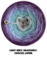 Ombreccino light grey, dragonfly, crocus, lupine